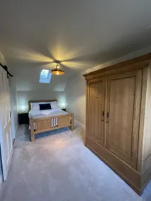 Newly built house with elegant touches - Image 4