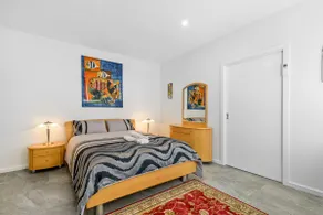 Black Dolphin Waterfront Apartment - Spa - Image 4