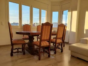 Penthouse med stor terrasse i hjertet af Girona - Image 2