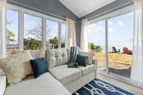 Waterfront Cottage with Private Chesapeake Beach - Image 2