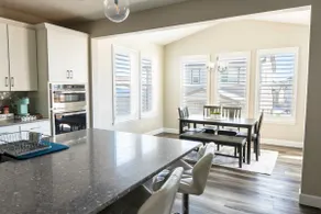 *Upgraded Cozy, Spacious Family Friendly Home* - Image 4