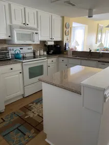 Emerald Isle | Water View |Pools | Beach| Sleeps 8 - Image 3