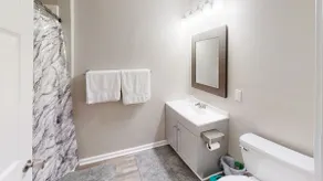 Cozy Home in Central Location, Gboro & High Point! - Image 5