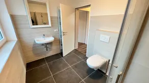 House, 4 bedrooms, 2 bathrooms, kitchen, terrace - Image 3