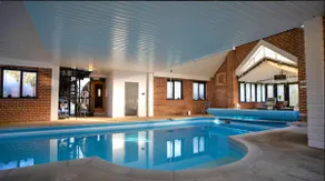 Private spa retreat with overnight accommodation - Image 5