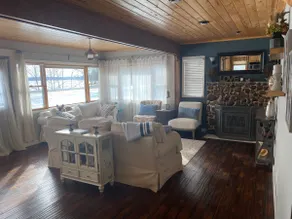 Lake Sylvia Cottage - Image 4