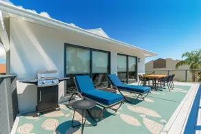 Cheerful 3 Bedroom Cottage on the River - Image 4