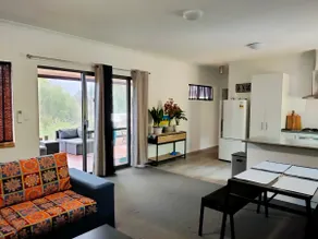 Warren Retreat - cozy and tranquil 2 brm home - Image 3