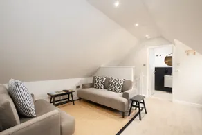 Gorgeous Guest House near Stratford Upon Avon - Image 2