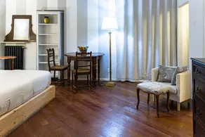 DeGobbi Interior Apartment - Image 4