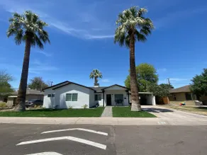 Home in Camelback East - Image 3