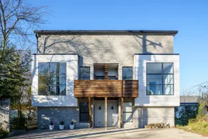 FLOWER BnB; Walking Distance to Shops! 9 min→DT! - Image 2