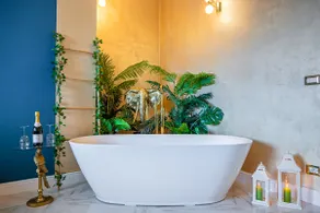 JUNGLE SUITE --- VASCA in camera - Image 4
