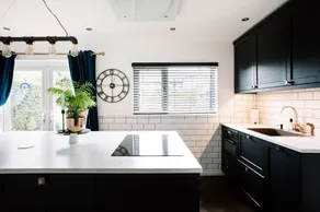 Modern & Stylish Home in the Heart of Belfast - Image 2