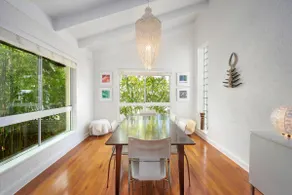 Large Modern 2 Story Home with Byron Charm & 4 Beds - Image 5