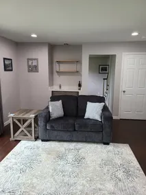 Executive Rental - 4 bed, 4 bath fully furnished home W/L2 EV Charging Station - Image 3