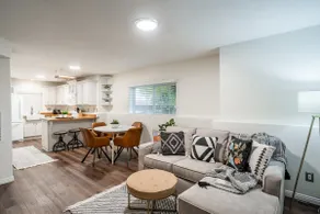 The Cozy Farmhouse Condo - Image 4