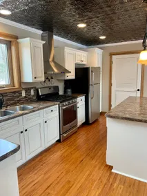 The River House-near Neillsville and Hatfield - Image 3
