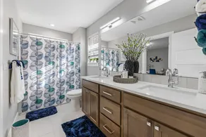 Brand New! 3 Bedroom near DT Vancouver - Image 5