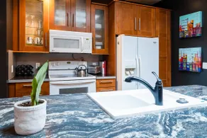 Historical New York style apartment near downtown - Image 3