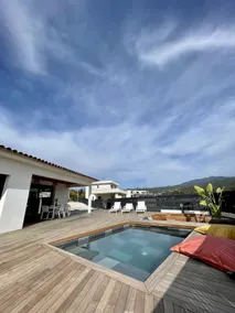 95 m2 villa with pool - Image 2