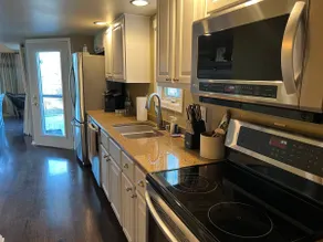 Quiet Lake House Getaway | Near MKE & Lake Geneva - Image 5