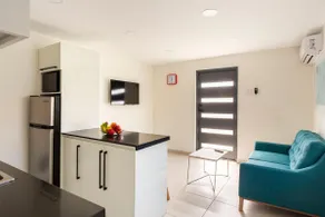Keito petite 1BR APT #K1-3 min drive to Palm Beach - Image 3