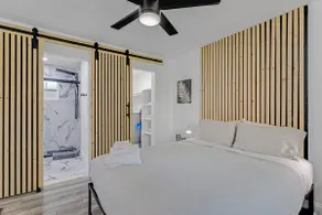 Spacious Modern Open Concept w/ 70 inch 4k near DT - Image 3