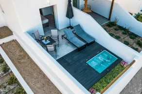 Divaly - private heated jacuzzi & sea view - Image 5