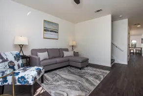 Luxurious Modern Home in Downtown Pensacola - Image 3