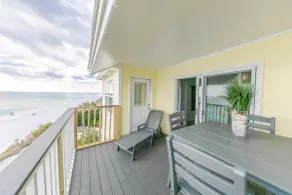 30A Gulf front 2 Bed/2 Bath Sleeps 6 Private beach- Beach service included - Image 4