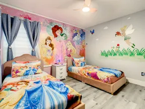 Casita mi Encanto a Cozy & Spacious House, 4-bedroom 3-Bath & pool - Image 2
