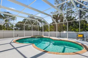 Sonniges Haus mit beheiztem Pool, 12 Minuten Fahrt zum Engelwood Strand, Port Charlotte FL - Image 4