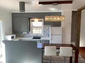 Professional 2 bedroom home. - Image 4
