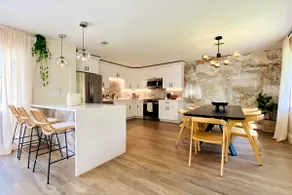 Rose Gate Oasis luxe pool villa minutes to beaches - Image 4