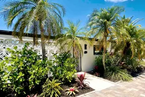 Rose Gate Oasis luxe pool villa minutes to beaches - Image 3