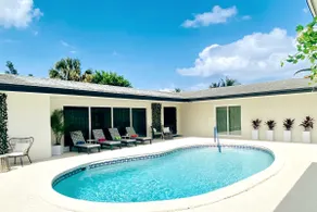 Rose Gate Oasis luxe pool villa minutes to beaches - Image 2