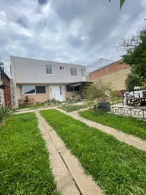 Beautiful apartment a few blocks from El Parian. - Image 5