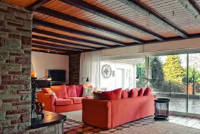 Exclusive country villa with pool, sauna and garden - Image 5