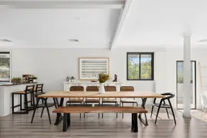 Macdonald Lodge - A Luxury Riverfront Retreat - Image 2