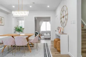 Adorable 3-bedroom home, downtown w free parking - Image 4