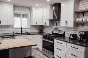 Beautiful family home with large finished basement - Image 3