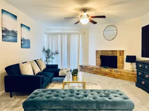 Condo next to park with pool, & tennis court - Image 4