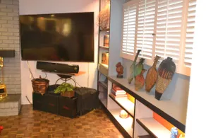 Beautiful & Spacious Home away from Home - Image 4