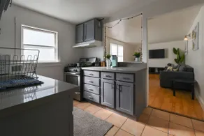 Pet Lovers' Cozy Retreat Near UCB & Subway - Image 4