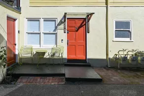 Pet Lovers' Cozy Retreat Near UCB & Subway - Image 2