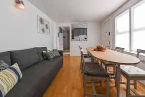 Pet Lovers' Cozy Retreat Near UCB & Subway - Image 5