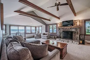 Beach House on Sebago Lake w. dock, kayaks, + SUPs - Image 3