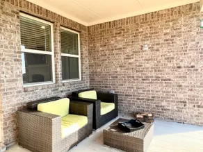 Modern 4B Home | Fiber Optic Wifi | Built in 2021! - Image 4