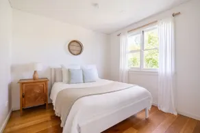 Beachside, Garden Loft - Image 3